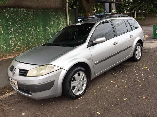 Renault Megane Grand Tour 1.6 Dynamique Hi-flex 5p 2009