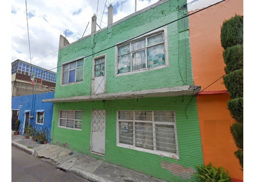 Casa En Remate En Gabriel Ramos Millán, Fg-1922