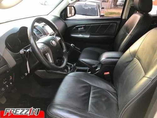 Toyota Hilux 3.0 Cd Srv Cuero 171cv 4x4 - E4 2015