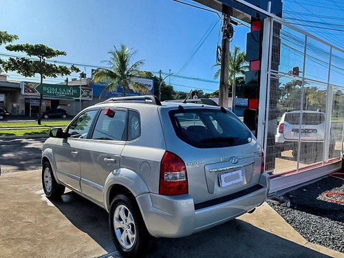 Imagem 7 de 9 de Hyundai Tucson 2.0 Mpfi Gls 16v 143cv 2wd