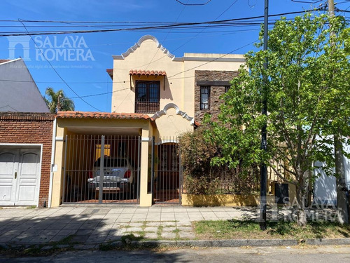 Imagen 2 de 27 de Casa - Olivos