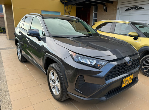 Toyota RAV4 2.5 Street