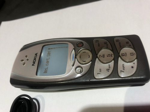 Teléfono celular Nokia 2300 Grey Color gris oscuro