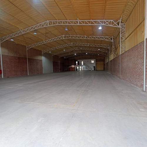 Arriendo Bodega 1000m2 Con Oficinas San Bernardo