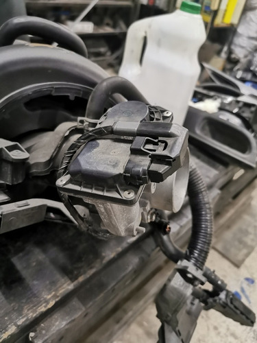 Cuerpo Aceleración Mazda 3 2014 2015 2016 2017