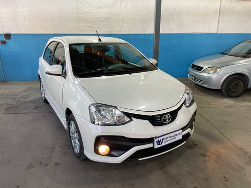 Imagen 5 de 13 de Toyota Etios Xls 5p Mt 2018 Con Gnc