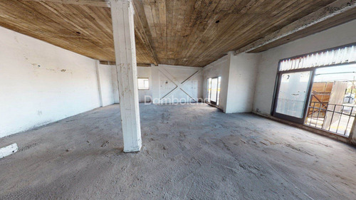 Imagen 4 de 11 de Local En Venta O Permuta Ubicado En La Matanza, G.b.a. Zona Oeste