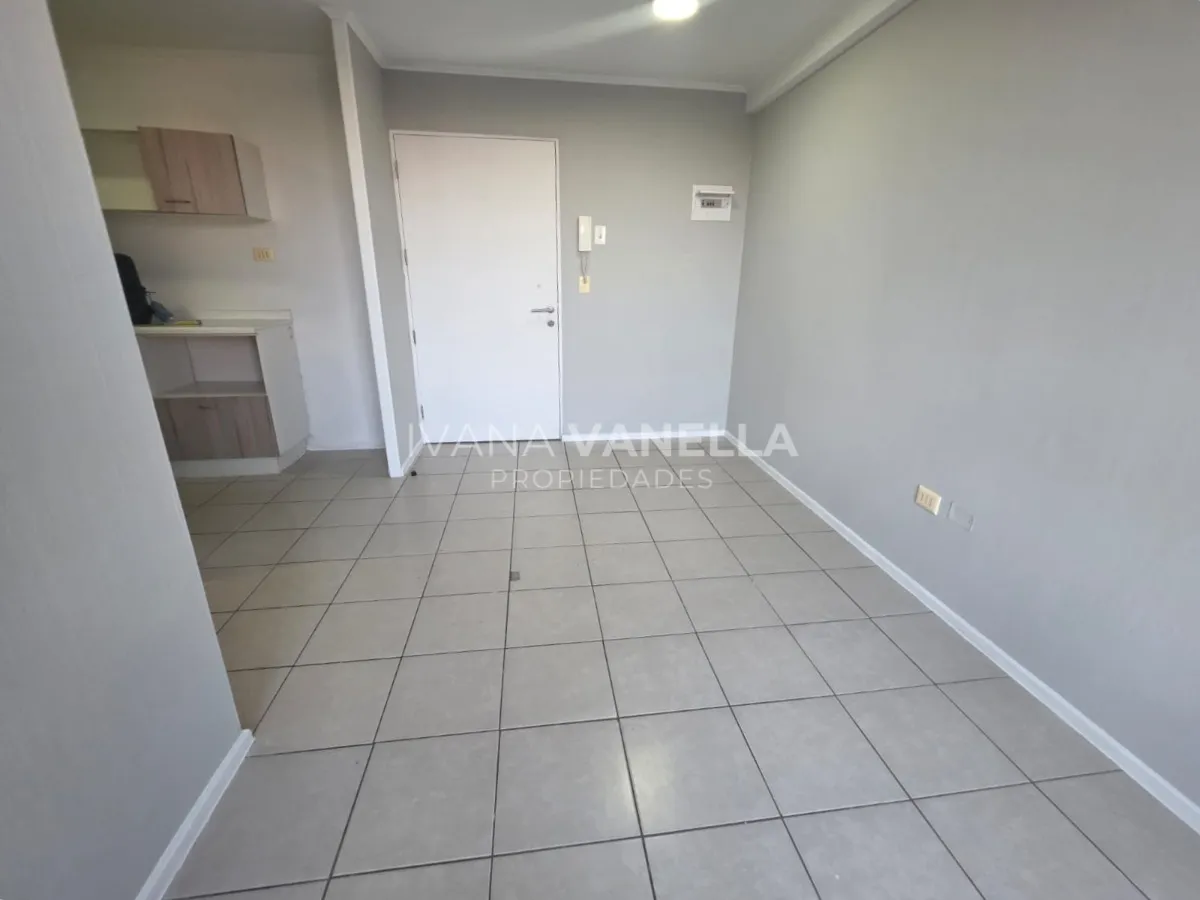 Imagen 3 de 12 de Depto. En Arriendo 3 Dorm. 1 Bañ. - La Cisterna