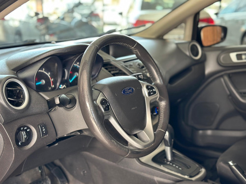 Ford Fiesta Kinetic 1.6 Se Plus Powershift 120cv