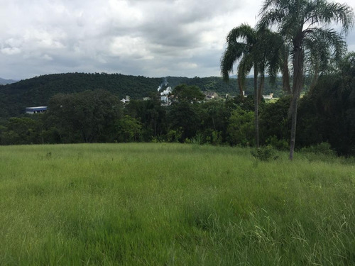 Excelente Oportunidade!!! Área Bruta: 215.960,01m², Sendo 3 Platôs: - Te0018
