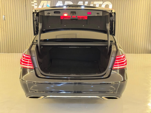 Mercedes-Benz Classe E 2.0 Avantgarde Turbo 4p