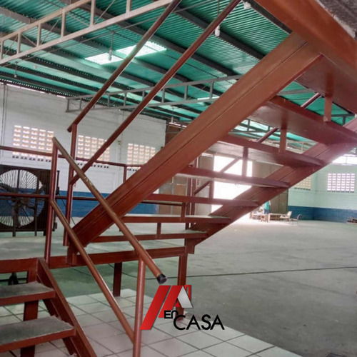 Galpon En Venta Maracaibo.la Pastora. Fácil Acceso Autopista. Negociable
