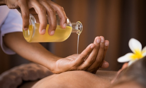 Aceite Para Masajes Con Aceite Esencial De Manzanilla Calma