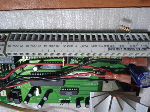 Tarjeta Dsc Alarma 8 Zonas (Usado)