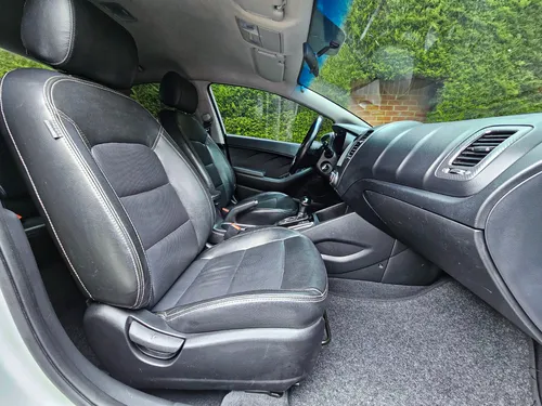 Cerato Pro Sx At 1.6l 2ab Abs Fe