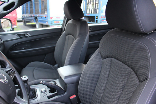SsangYong Musso Grand 2.2Td Glx Mt6 4Wd