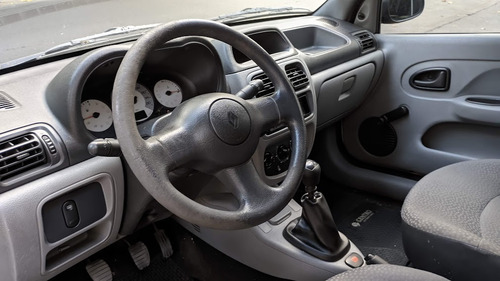 Imagen 6 de 12 de Renault Clio 1.2 16v 5p Pack