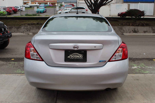Imagen 4 de 15 de Nissan Versa 2014 4p Advance L4/1.6 Aut