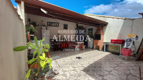 Imagem 2 de 25 de Casa Com 2 Dormitórios Balneário Gaivota, Itanhaém - V974