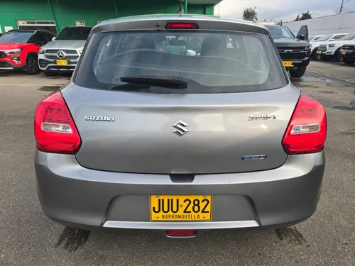 Suzuki Swift Híbrido 2022 Mt