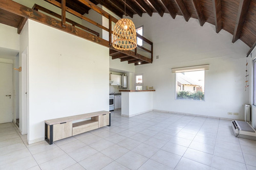 Venta Duplex 3 Ambientes En Pilar Con Amenities