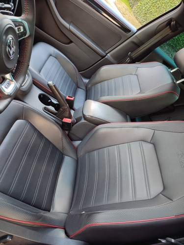 Imagen 10 de 14 de Volkswagen Jetta 2015 2.0 Gli At