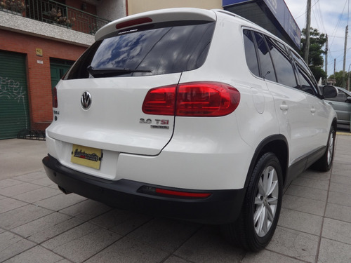 Imagen 8 de 20 de Volkswagen Tigual Sport & Style 200tsi 4motion { Excelente }