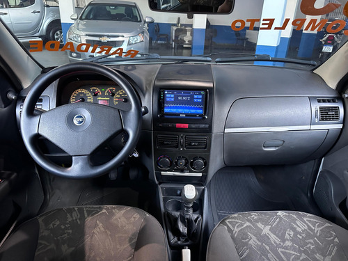 Fiat Palio 1.8 MPI ADVENTURE WEEKEND 8V FLEX 4P MANUAL