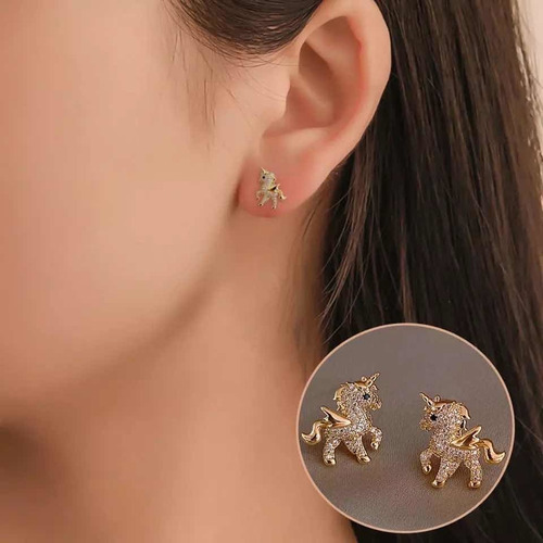 Imagen 4 de 4 de Aros Importados Unicornio Baño De Oro Amarillo Y Circones