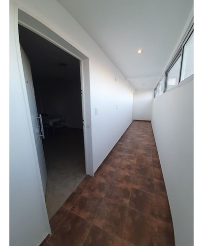 Alquiler Temporario Departamento 2 Ambientes Miramar. Edificio Miralmar