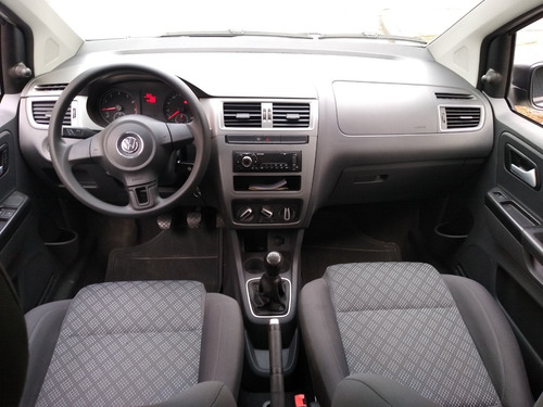Volkswagem Fox Completo Trendline 1.0 Flex 2015