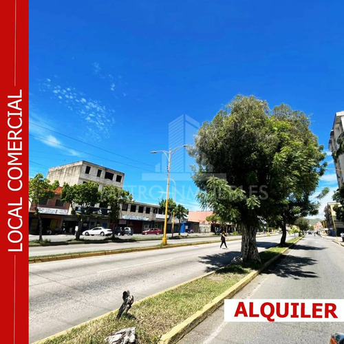 (wt21) Alquilo Local Comercial En Av. Lara. Ideal Para Repuestos