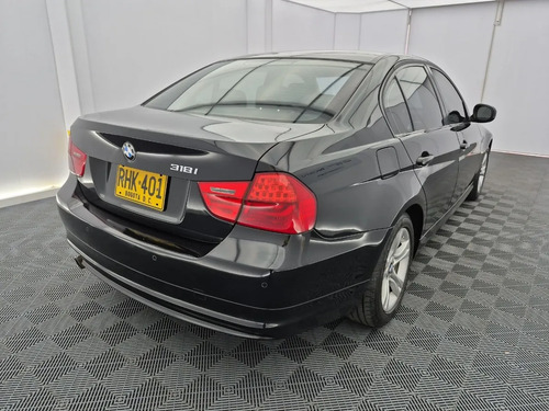 BMW Serie 3 2.0 318i E90 Lci