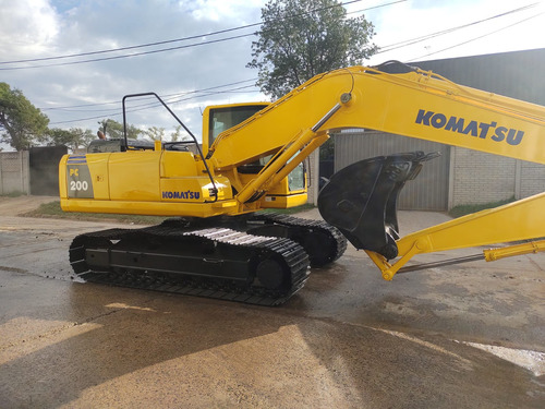 Excavadora Komatsu Pc 200 - 8