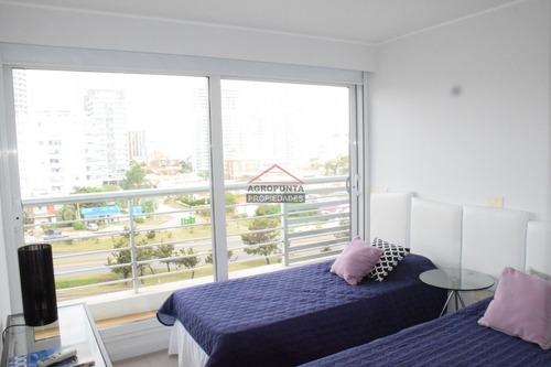 Apartamento En Mansa, 3 Dormitorios *- Ref: 2850