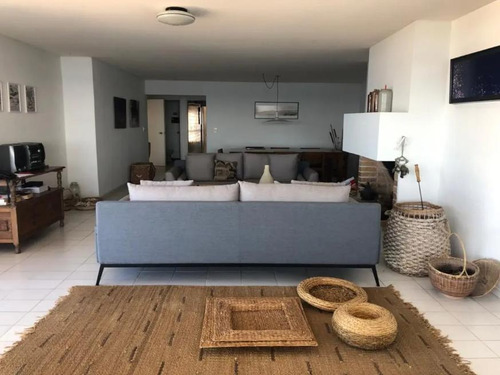 Imagen 4 de 16 de Excelente Apartamento Con Vista Al Mar Para Alquilar En Temporada
