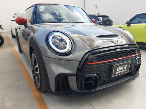 MINI John Cooper Works 2.0 Hot Chilli At