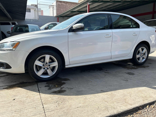 Volkswagen Jetta 2.5 Style Active 5vel B A Mt