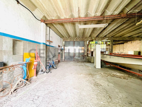 Galpón En Venta En Villa Elvira, La Plata.