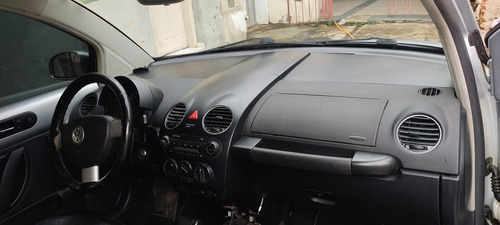 Volkswagen New Beetle 2009 2.0 3p Automática
