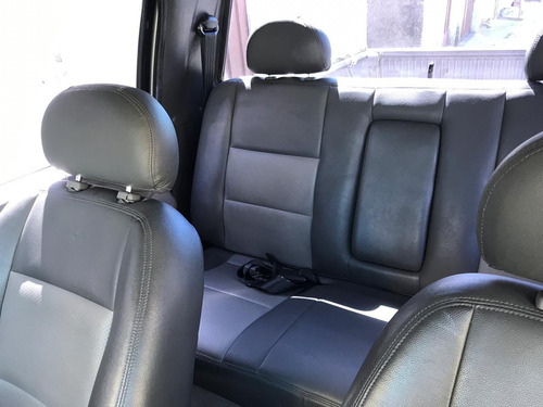 Mitsubishi L200 2004 2.5 Sport Hpe Cab. Dupla 4x4 Aut. 4p