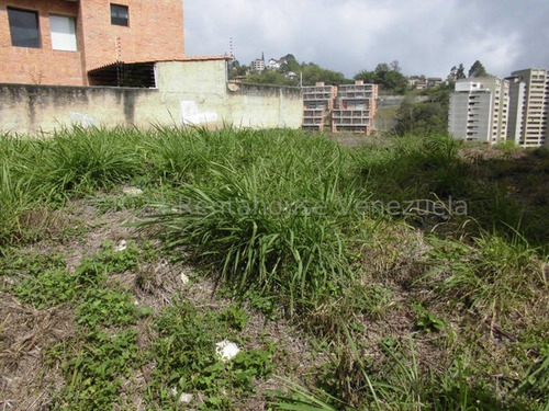Excelente Parcela De Terreno Plana, En Venta En Alto Hatillo, Mls 25-23605, Isabel Salon.