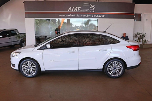 Ford Focus 2.0 Se Fastback 16v
