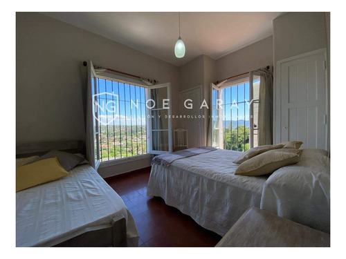 Imagen 12 de 30 de Importante Propiedad Con Espectacular Vista Al Lago Y Las Sierras De Villa Carlos Paz