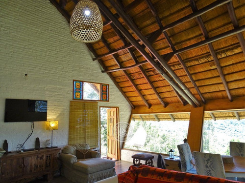 Casa A La Venta En Villa Serrana || Cerro Guazubira Vista Privacidad Estilo Vilamajo