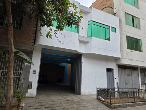 Edificio En Venta En Los Olivos Con Proyección Para Un Comercio Hostal.