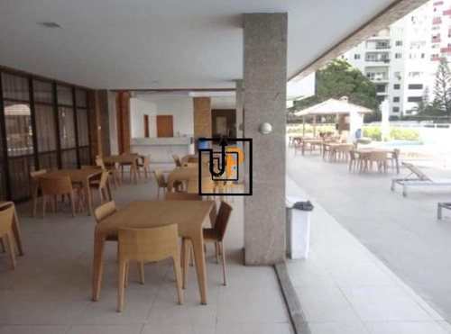 Imagem 12 de 30 de Apartamento Luxuoso De Alto Padrão - Itaigara - V49