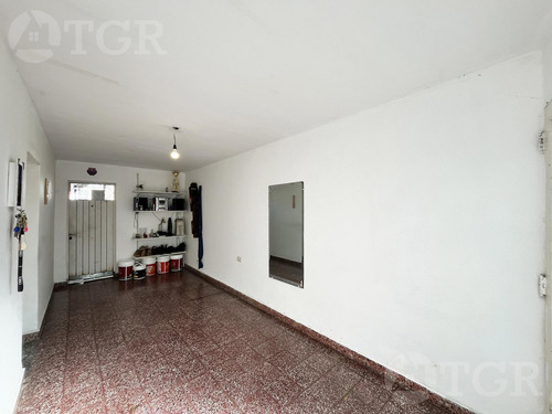 Venta Ph 3 Ambientes En Ciudadela Con Patio