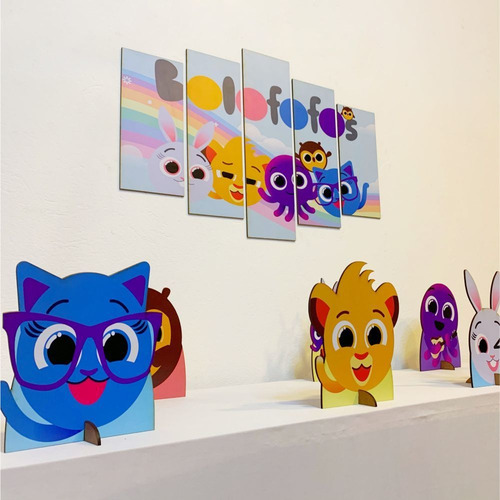Imagem 6 de 6 de Kit 7 Totens De Mesa + Quadro Mosaico Bolofofos Decoração