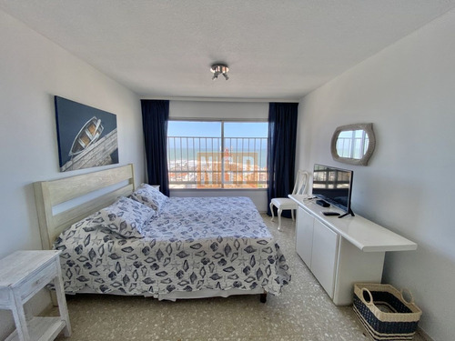 Imagen 10 de 17 de Apartamento En Peninsula, 3 Dormitorios